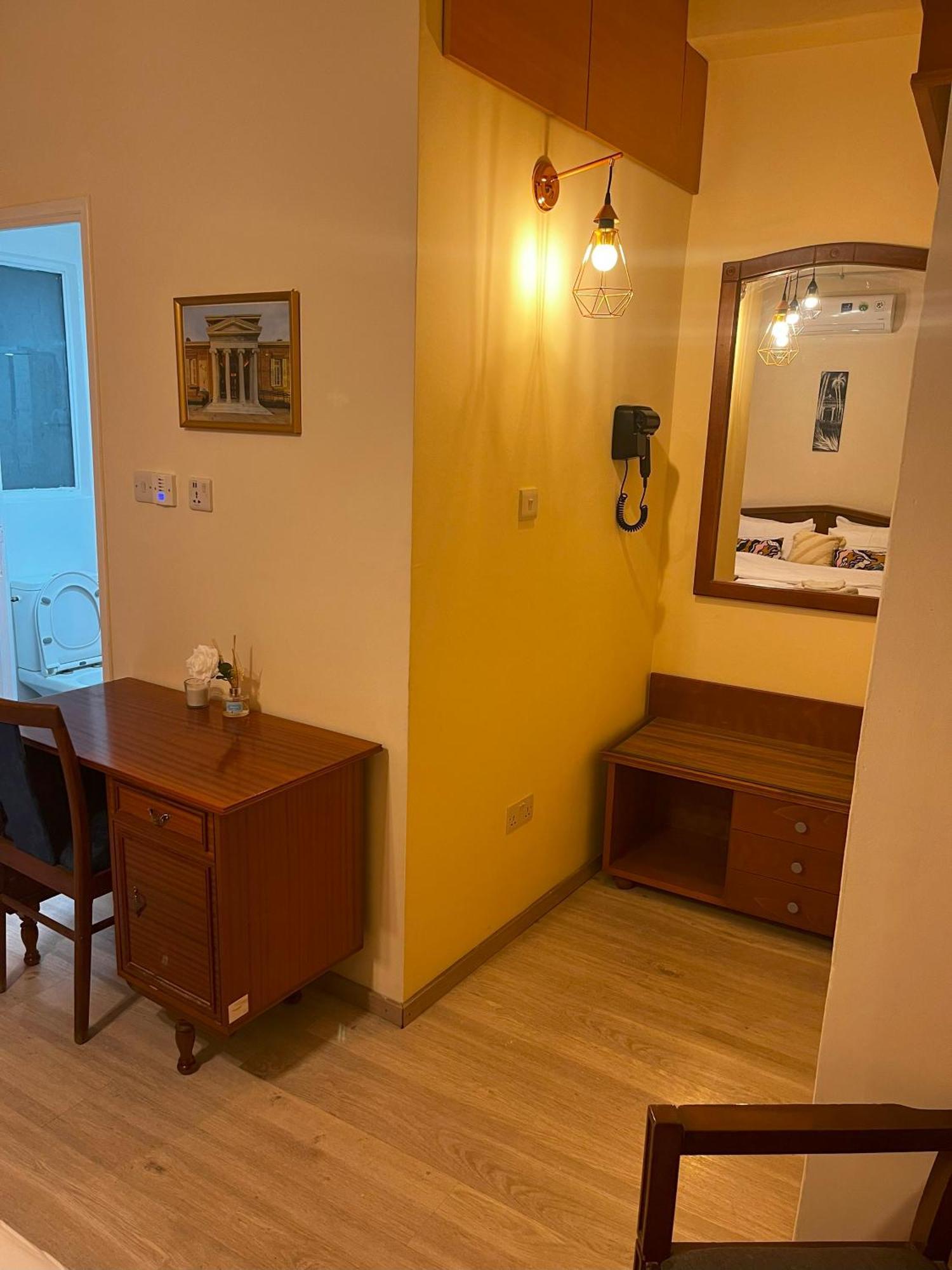Xanthis Hostel Nicosia City Centre Exteriör bild