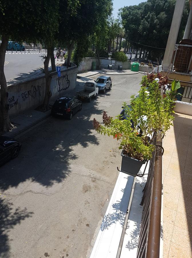 Xanthis Hostel Nicosia City Centre Exteriör bild