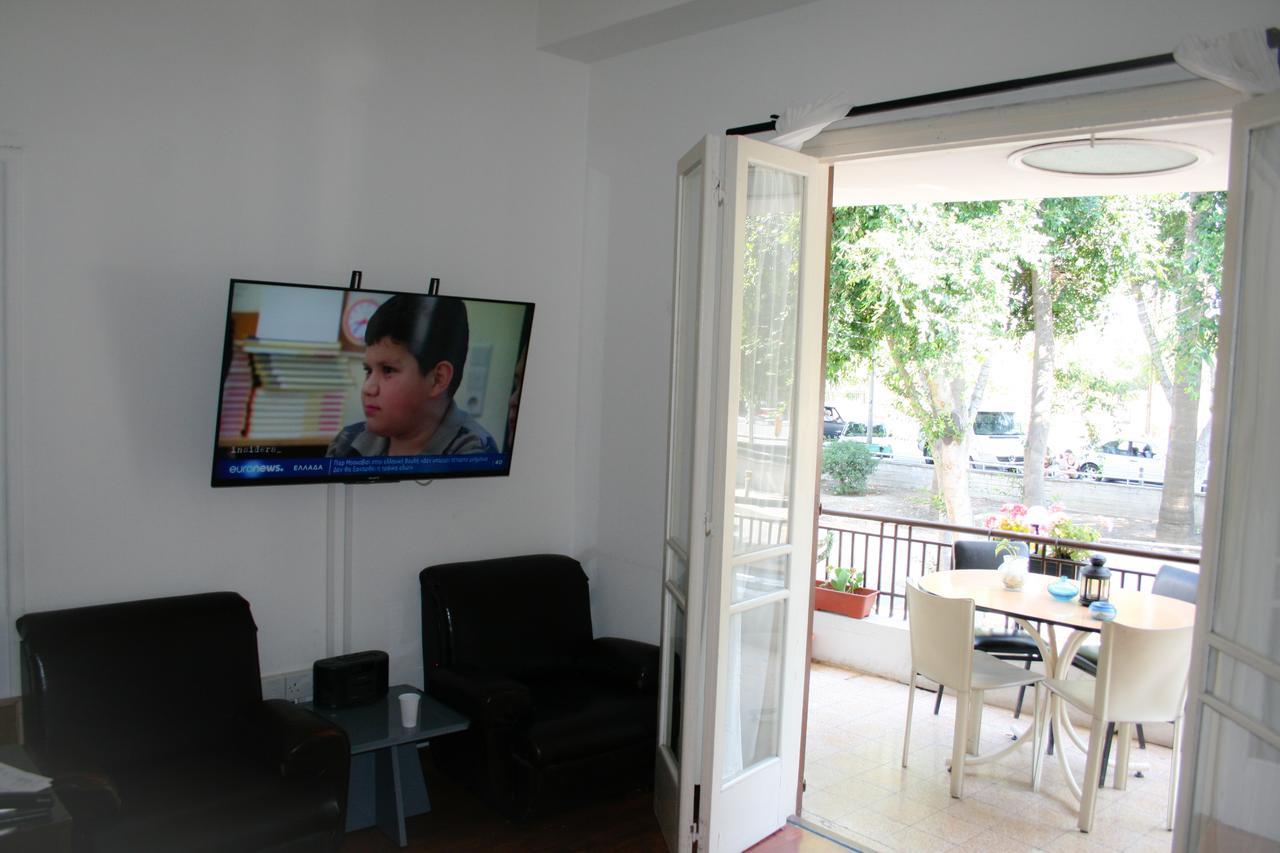 Xanthis Hostel Nicosia City Centre Exteriör bild